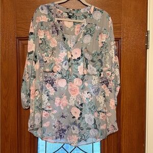 Torrid Floral Harper Blouse - Gray and Pink - size 4